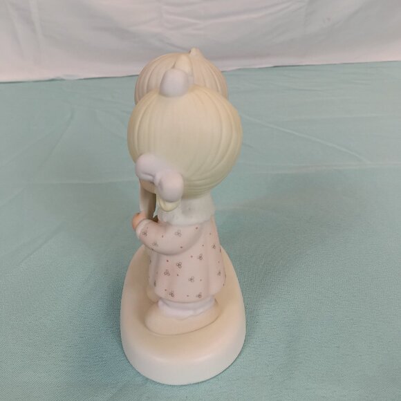 E2-11 Precious Moments 1st Anniversary Couple "God Blessed Our Years Together" - Picture 4 of 5